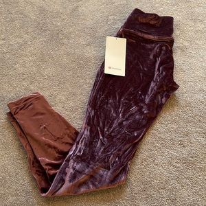 Velvet Wunder Lounge HR Tight